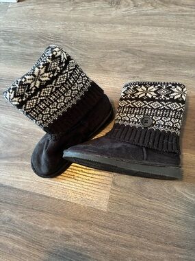 Black Knit Cuff Winter boots with Nordic Pattern